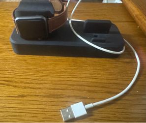 Apple series 1 (for parts) and charger.