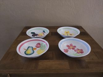 4 Large Patterned Glass Serving Bowls