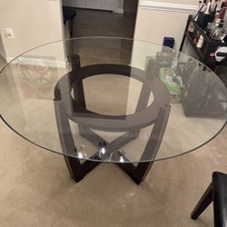 Dining Room Table ; No Chairs