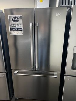 NEW OPEN BOX BEKO COUNTER DEPTH FRENCH STYLE