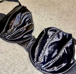 Women’s Brand New vintage Victoria Secret Black satin Rhinestone Bra (36D)