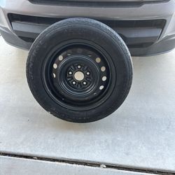 Five Lug Tire For Nissan 215/60 R16