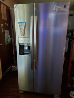 Kenmore Refrigeratorb 3 Door