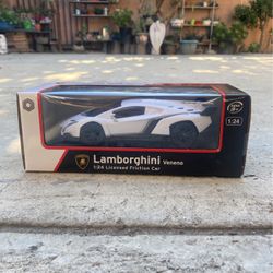 1:24 Plastic Lamborghini