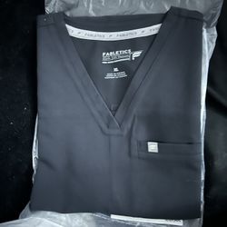 Fabletics Scrub Top Black