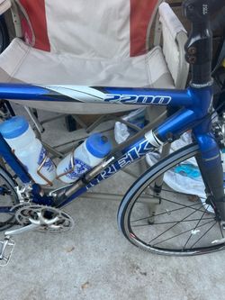 Trek 2200 in good shape jut don’t ride it anymore $400 obo