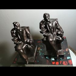 VINTAGE ABRAHAM LINCOLN CAST METAL BOOKENDS 7"×4.5"  - EB