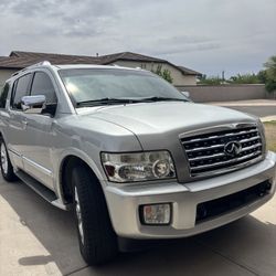 2010 Infiniti Qx56