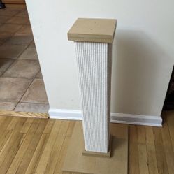 New/Barely Used Scratching Post – Beige, Large 32 Inch Tower - Sisal Fiber