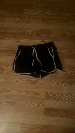 Black and white stripes short shorts
