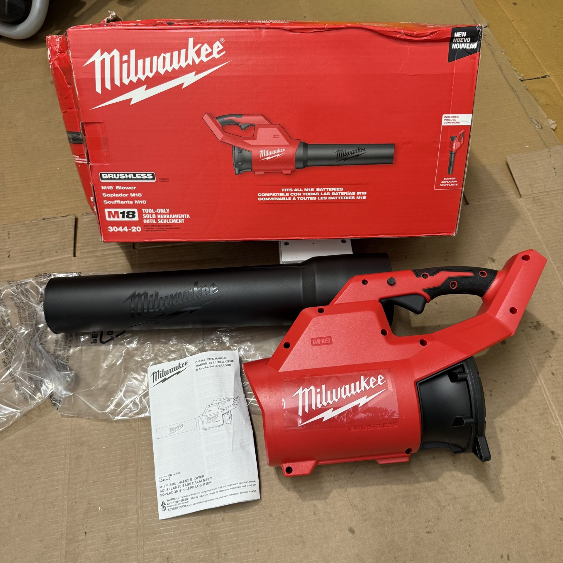 Milwaukee M18 Brushless 120 MPH 450 CFM 18V Cordless Handheld Battery Powered Leaf Blower (Tool-Only)