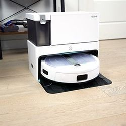 Yeedi Cube Robot Vacuum/Mop Auto Empty + Mop Wash