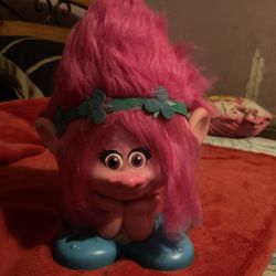 Poppy Troll Hair Styling Station Doll Head Pink