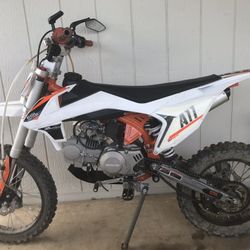 2021 Dirt bike 