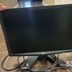 19” Computer Monitor