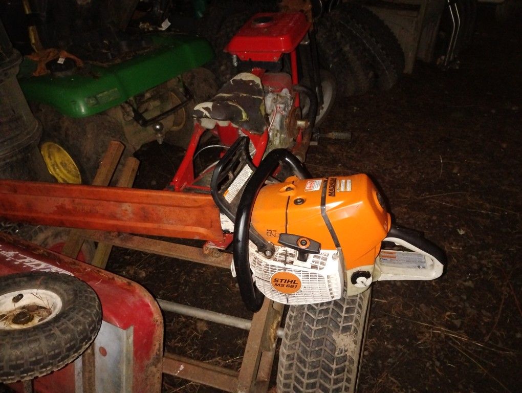 Still 661 With A 36-in Bar Runs Great