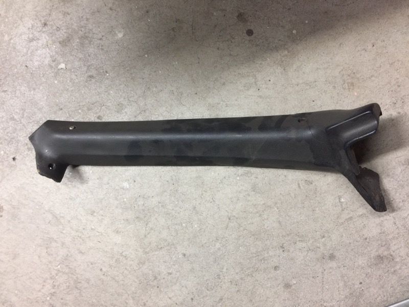 Left pass foam window post