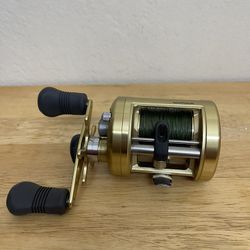 Shimano Calcutta 400 B Fishing Reel