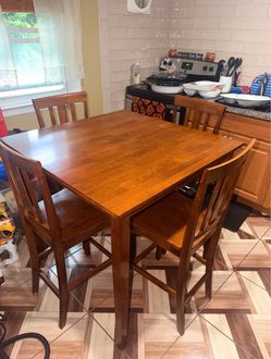 Counter Height Dining Set