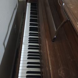 Piano Kimball