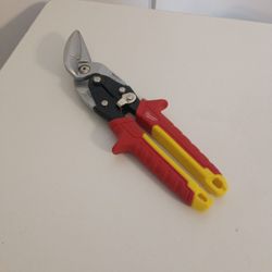 MILWAUKEE SNIPS