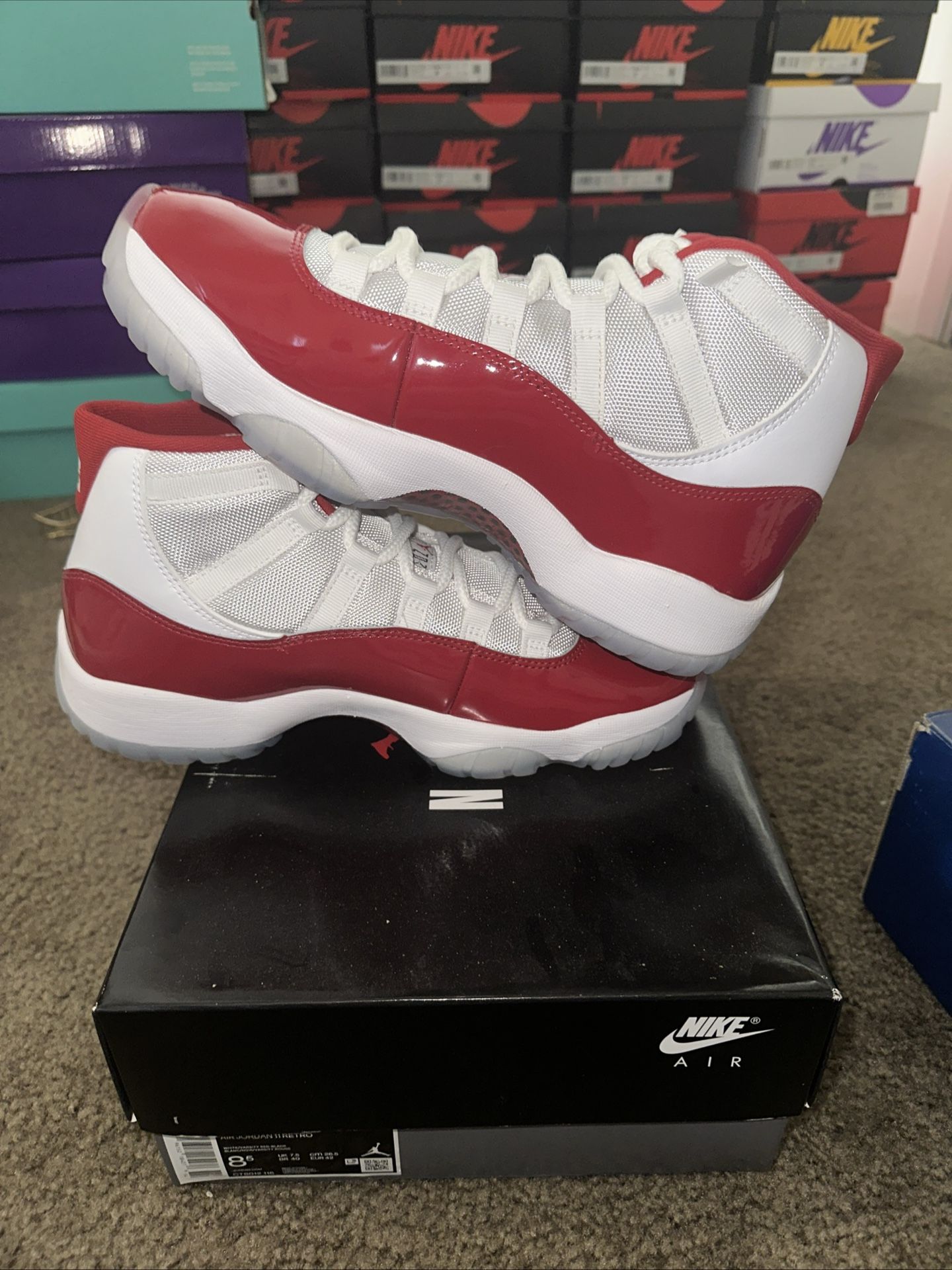 air jordan 11 retro cherry sz 8.5 new