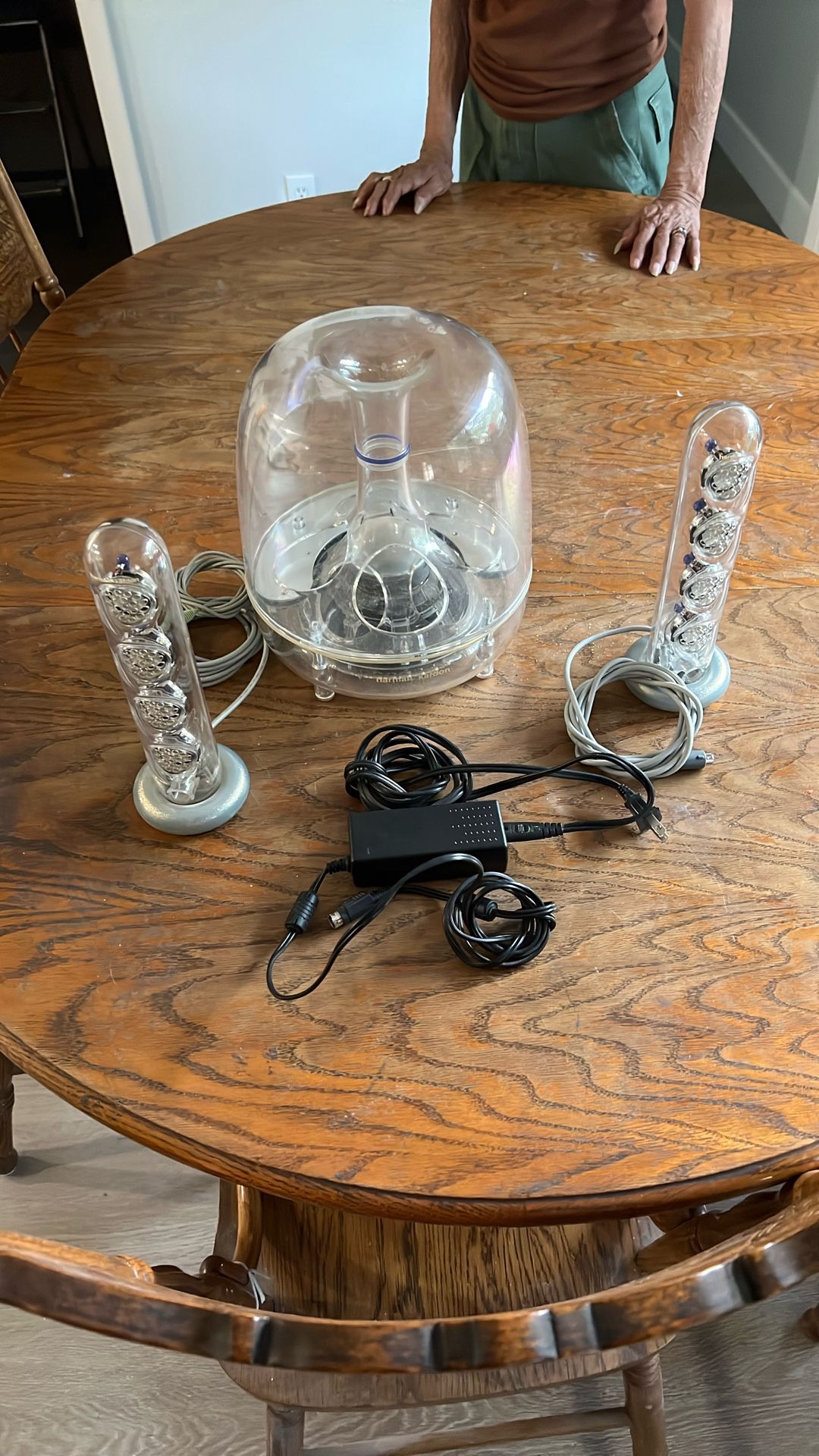 Harmon Kardon Stick Speaker System W/Woofer