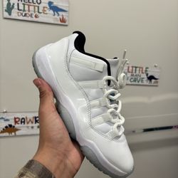 Jordan 11 Low “ Legend Blue”