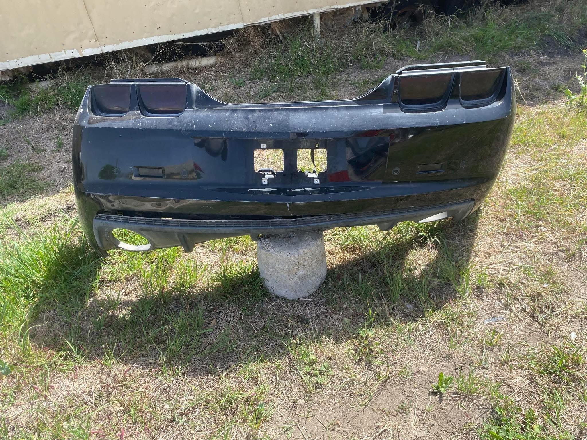 2010-2013 BLACK CHEVROLET CAMARO SS COMPLETE REAR BUMPER OEM