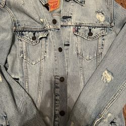 Levi’s Ripped Jacket (S) 