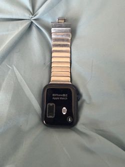 Apple Watch Series 6 44mm + Accessories Bundle