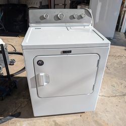 Maytag ELECTRIC dryer 