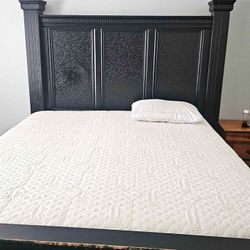 Cal King  Bed Set