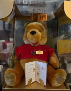 Disney Store Heirloom Exclusive Winnie the Pooh plush collectible