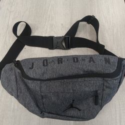 Jordan Crossbody Bag
