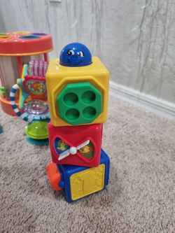 Baby toys - no battery - hand eye coordination, fine Motor Skills  baby / toddler / preschool