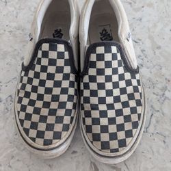 Girl Shoes- Size 3- 5