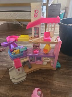 Little people Barbie house