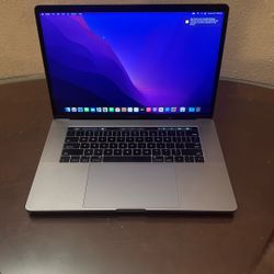 MacBook Pro 15” (2016) i7 2.9GHz / 16GB / 1TB SSD — READ DESC