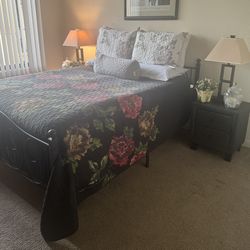 Queen Bedroom Set