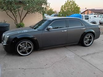 2006 Chrysler 300C ultra low miles 61k
