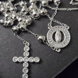✨ 26” Diamond-Cut Rosary Necklace – White Gold Plated Stainless Steel w/ Moissanite