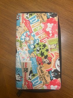 Disney Walt Disney World Zip-Around Wallet