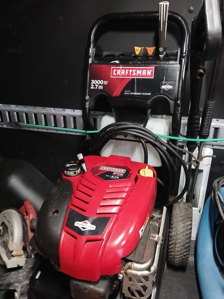 3000 PSI Craftsman Pressure Washer