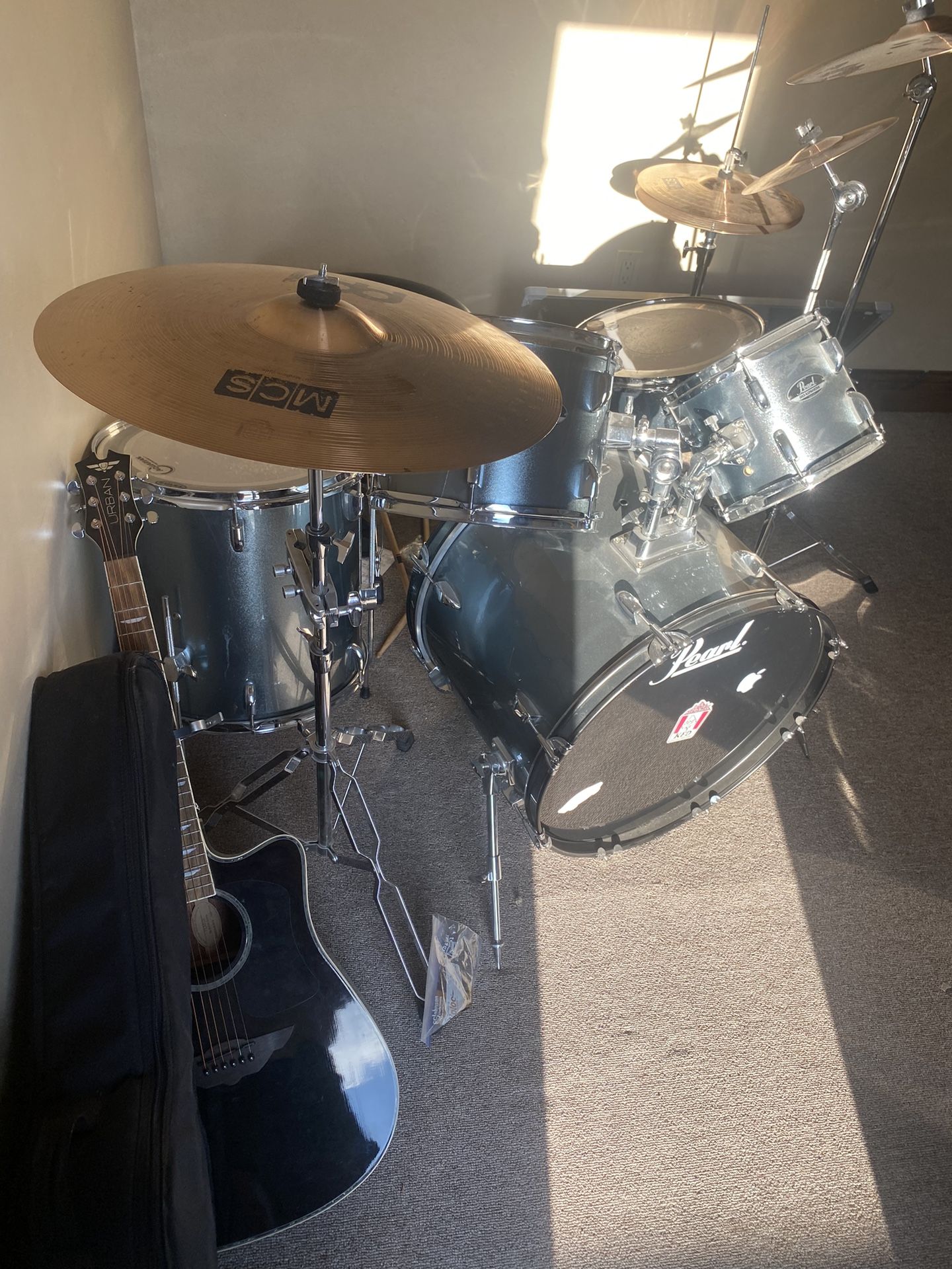 Pearl Drum set