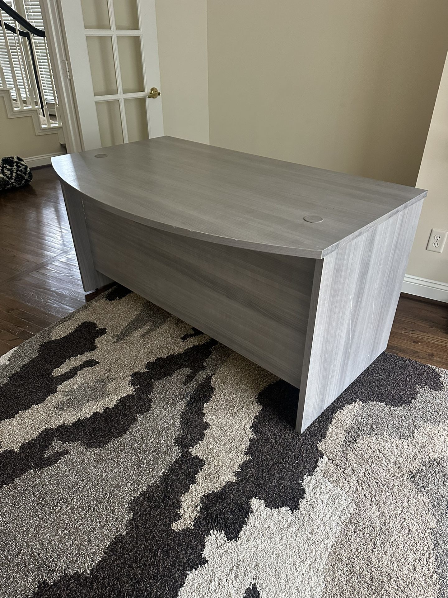 Beautiful Desk ! 