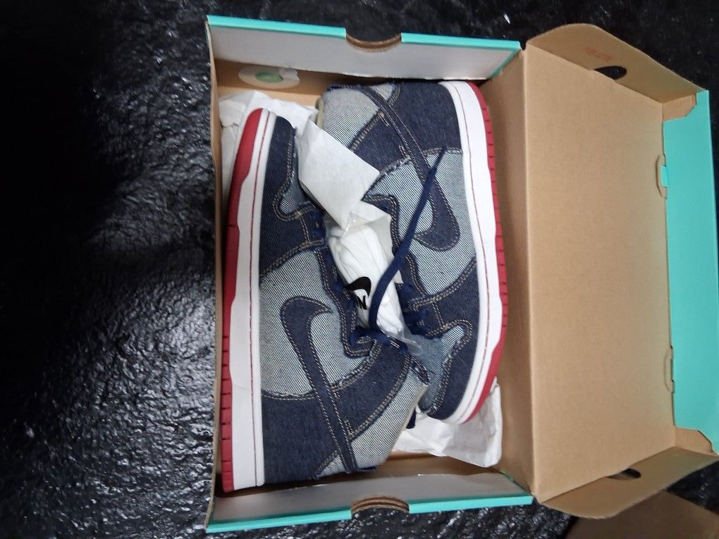REESE FORBES SB DUNKS RARE STILL AVAILABLE