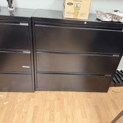 File Cabinet - Vertical