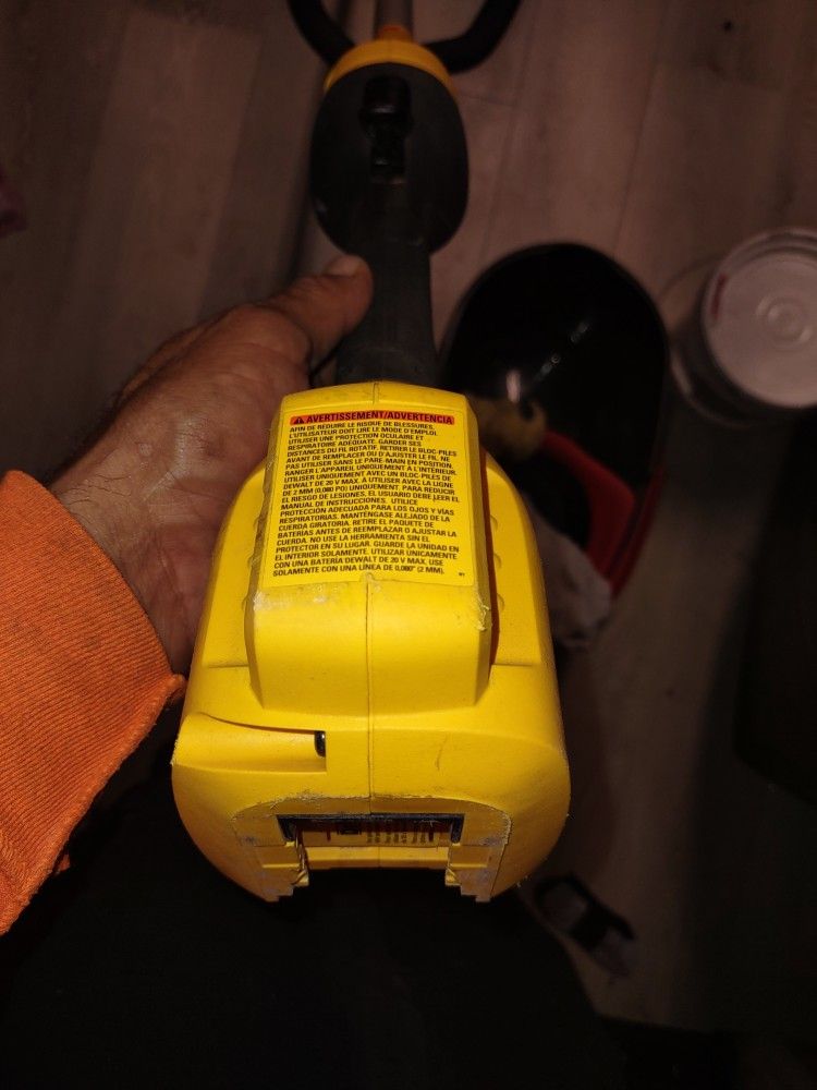 Whittier DeWalt 20 V  (No Battery Included)