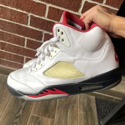 Jordan 5 Fire Red Size 13